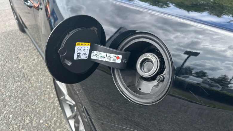 Ford Mustang 5.0 V8 Dark Horse 2dr Petrol Coupe